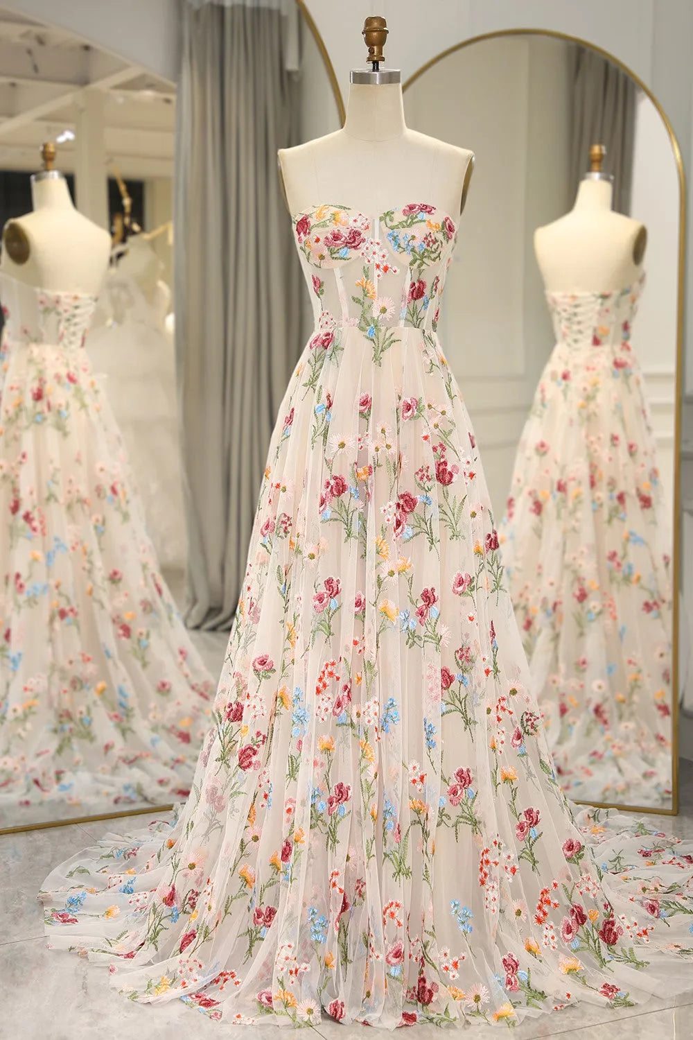 Wholesale Ivory Flower Tulle Sweetheart Long A-Line Prom Dress with Embroidery prom clothing