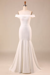 Ivory Mermaid Off The Shoulder Sweep Train Wedding Dress With Sleeveless Long