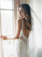 Mermaid Spaghetti Strapless Bridal Gown Lace Backless Trumpet Court Train Wedding Dress