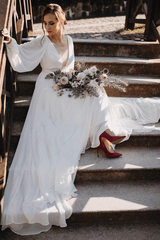 Chiffon V Back Wedding Gown Long Puffy Sleeves Beach Wedding Dress TN306