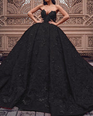 Lace Embroidery Sweetheart Ball Gown Dresses
