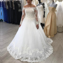 Vintage Off The Shoulder Lace Plus Size Wedding Dresses Long Sleeves