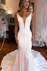 2024 Long Satin White Prom Dresses V Neck Mermaid Maxi Beach Summer Wedding Dress