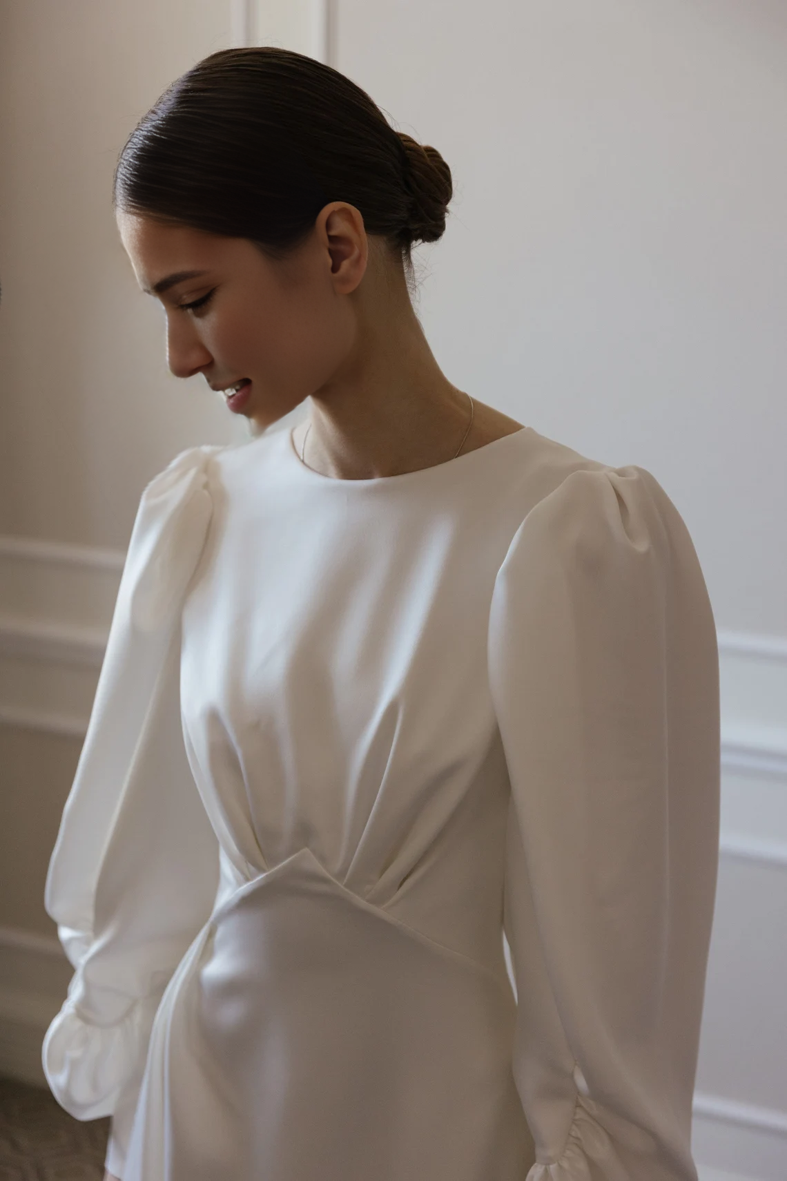 Long Sleeve Wedding Dress Minimalist Open Back Wedding Dress A-line Romantic Bride Dress With Side Hight Slit