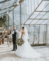 Lovely Handmade Flowers V-neck Tulle Backless Wedding Dresses