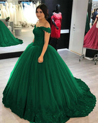 Lovely Lace Appliques V-neck Off Shoulder Tulle Wedding Dress Ball Gowns