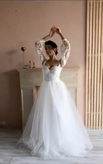 Luxurious Corset Wedding Dress Voluminous Long Boho Sleeves Romantic Embroidered Lace Gown Whimsical Skirt Classic Wedding Bride Dress