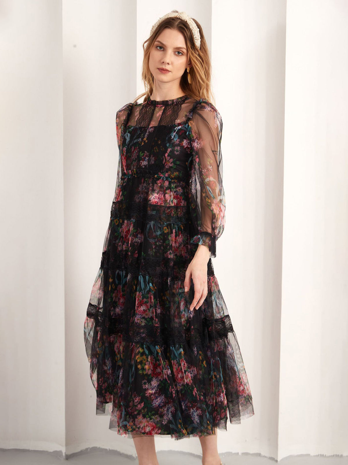 Black Floral Printed Tulle with Lace Trims Tea-Length Prom Dresses