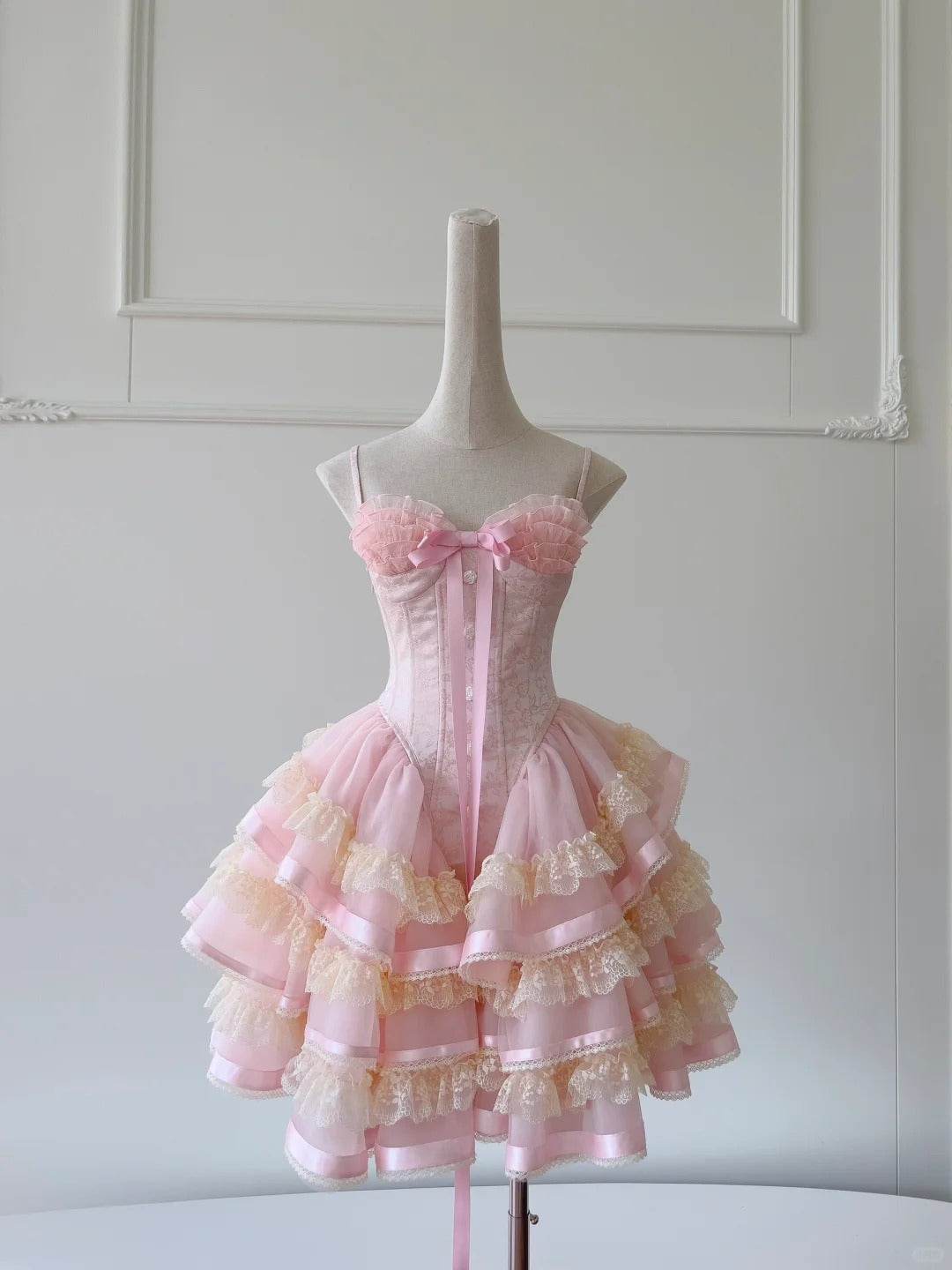 Cute Spaghetti Straps Ruffle Rose Buttons Tiered Lace Tulle Birthday Party Dress Short Outfits Dress Homecoming Dress HZ0319