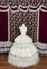 Elegant Strapless Embroidered Flower Beading Lace Pleated Tiered Ball Gown Quinceanera Dress Birthday Dress Prom Dress HZ0319