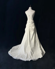 Elegant A Line Strapless Lace Floor Length Prom Dress Wedding Dress Evening Dress Party Dress HZ0319