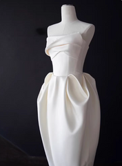 Minimalist Wedding Dress Strapless Pleated Wedding Dress HZ0319