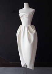 Minimalist Wedding Dress Strapless Pleated Wedding Dress HZ0319