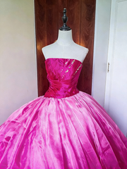 Stunning Prom Dress Strapless Pleated Ball Gown Evening Dress Quinceanera Dress Birthday Party Outfits HZ0319