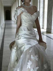 New Arrival Wedding Dress Off Shoulder Pleated Tulle Mermaid Wedding Dress HZ0319