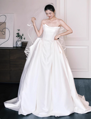 New Arrival Wedding Dress Strapless Pleated Wedding Dresses HZ0319