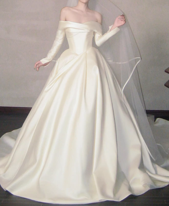 New Design Wedding Dress Satin Off Shoulder Long Sleeves Pleated Wedding Dresses HZ0319
