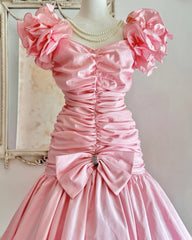 Beauty Homecoming Dress Off Shoulder Pleated Ruffle Short Prom Dress Birthday Party Outfits HZ0319