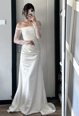 Elegant Wedding Dress Off Shoulder Pleated Long Sleeves Wedding Dress HZ0319
