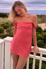 Elegant Off-Shoulder Satin Pleats Mini Party Homecoming Dress