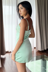 Chic Spaghetti Straps Scoop Neck Sleeveless Mini Homecoming Dress