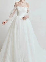 A-line/Princess Off Shoulder Wedding Dress