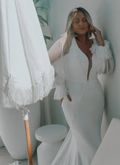Wholesale Trumpet/Mermaid V-Neck Long Sleeves Plus Size Wedding Dress