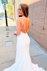 Mermaid V-Neck Ivory Satin Wedding Dress With Lace Appliques TN334