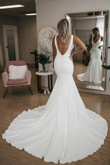 Minimalist Sexy Mermaid Backless Deep V Neck Satin Beach Wedding Dresses With Train