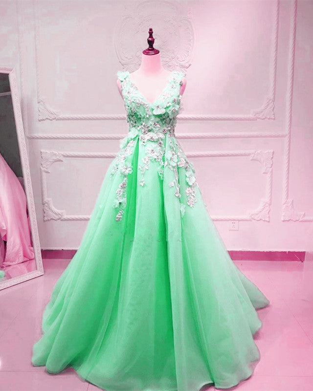 Tulle V Neck Evening Dresses Lace Flowers Embroidery