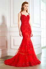 Trumpet/Mermaid Scoop Neck Court Train Long Prom Dress with Sequins