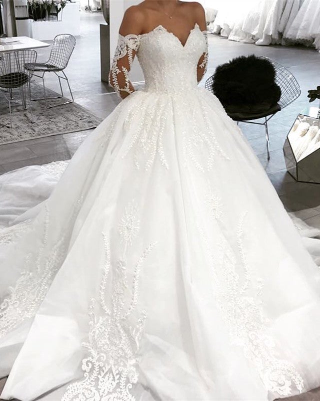 Off Shoulder V-neck Tulle Ball Gown Wedding Dress Lace Appliques