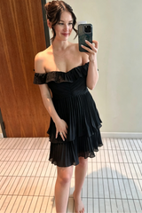 Off-Shoulder A-Line Chiffon Ruffles Empire-Waist Short Homecoming Dress