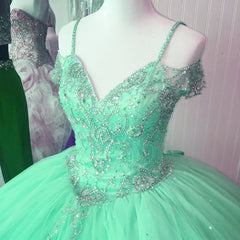 Off The Shoulder Crystal Beaded Ball Gowns Quinceanera Dresses