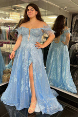 A Line Off-the-Shoulder 2024 Blue Plus Size Prom Dresses Sequin Feather with Slit