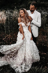 Off The Shoulder Tulle Lace Flowers Beach Wedding Dresses Boho Wedding Gown TN343