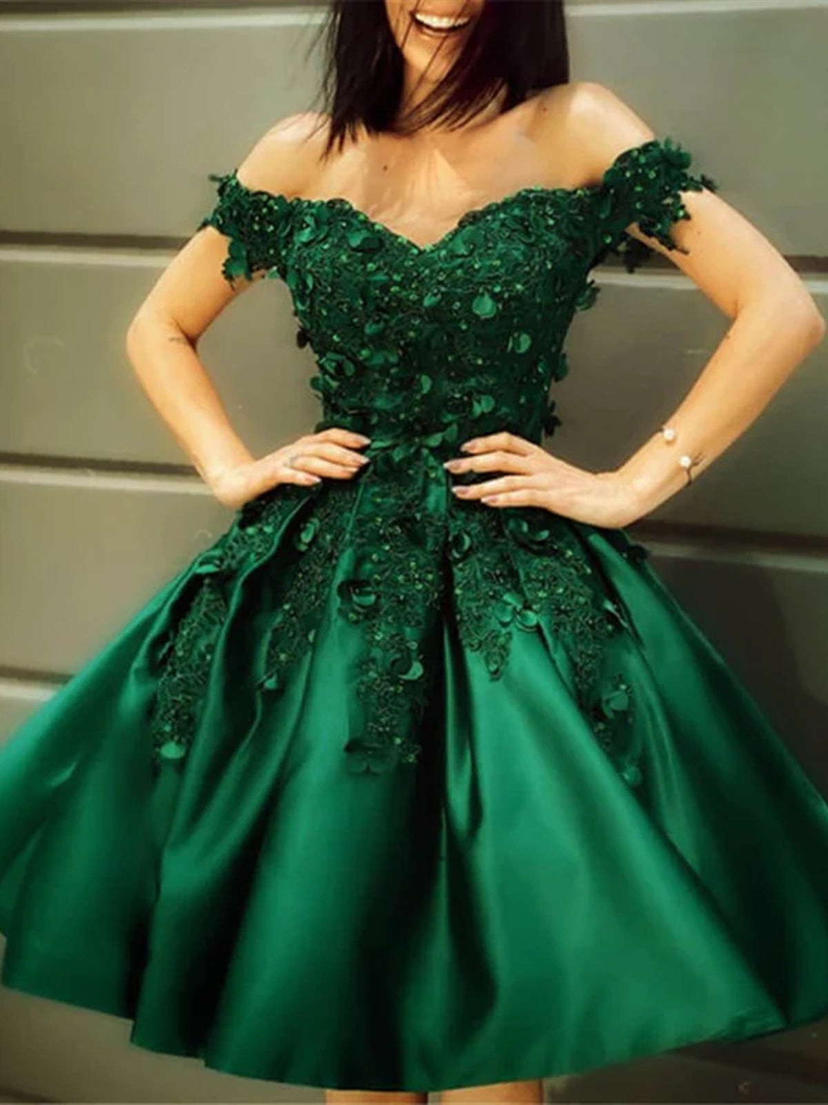 Off the Shoulder Short Green Lace Prom Dresses, Off Shoulder Short Green Lace Formal Homecoming Dresses