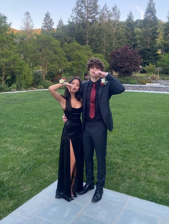 Simple Mermaid Straps Floor Length Sleeveless Black Prom Dress P1160