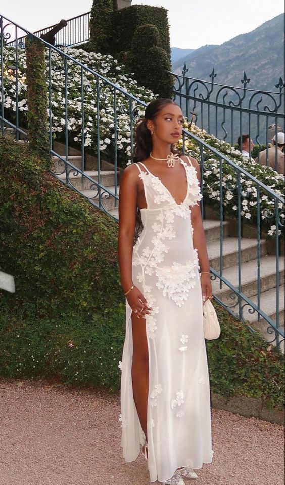 Sexy A line V neckline Floor Length Chiffon White Prom Dress 1698