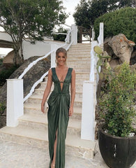 Sexy Sheath V neckline Green Long Prom Dresses P1768