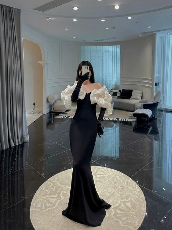 Unique Mermaid Sweetheart Black Long Prom Dress With Sleeves P584