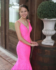 Trumpet Hot Pink V-Neck Lace Backless Sleeveless Long Prom Dress