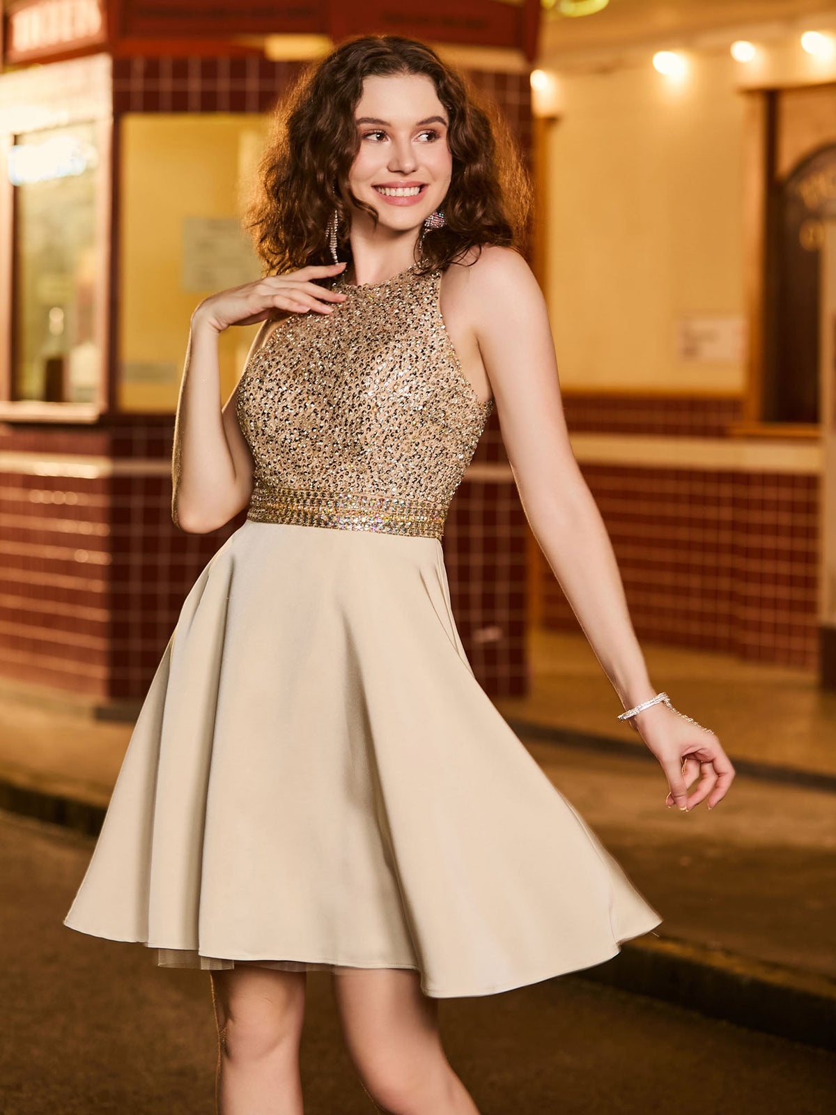 A-line Jewel Sleeveless Sequins Chiffon Short Prom Dress Champagne