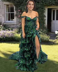 Emerald Green Layered Lace Prom Dress