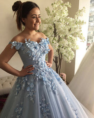Elegant Pleated Tulle Sweetheart Prom Dresses 3D Flowers Embroidery