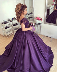 Purple Lace V-neck Cap Sleeves Wedding Dresses Ball Gowns For Engagement Party