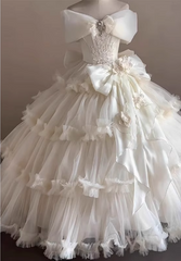 Gorgeous Ivory Applique Beaded Off-the-shoulder Sweet 16 Quinceanera A-Line Tulle Evening Dress Ball Gown HZ1024