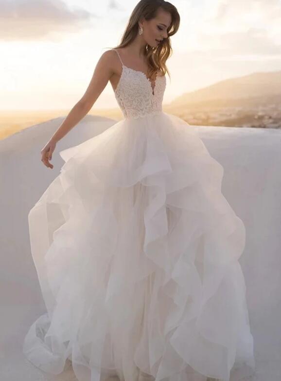 V-neck Sleeveless Sweep/Brush Train A-line Wedding Dresses DT1404