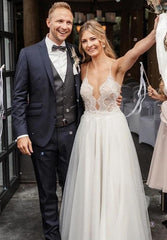 V-neck Sleeveless Sweep/Brush Train A-line Beach Wedding Dresses DT1440