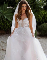 Sweetheart Sleeveless Sweep/Brush Train A-line Wedding Dresses DT1441